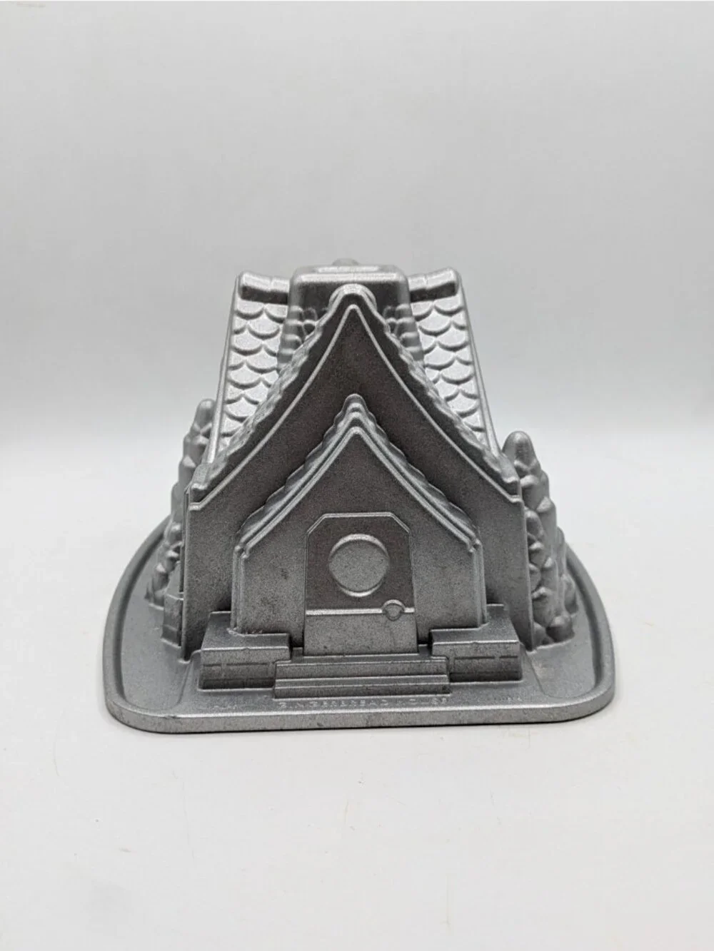 Nordic Ware Gingerbread House Cake Tin Bundt Pan Mold Silver Cast Aluminum